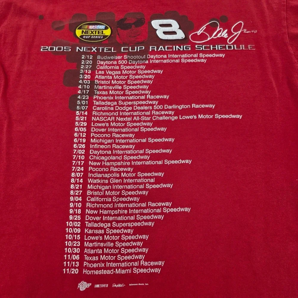 Vintage Dale Jr 8 Budweiser NASCAR Racing T Shirt Mens Medium Red 2005 Schedule‎